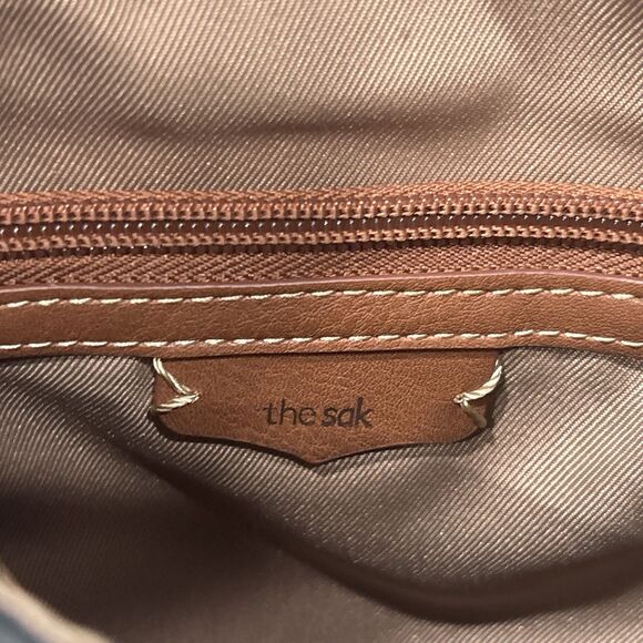 The Sak Silverlake Leather Crossbody Shoulder Bag Black Studded Boho Biker Moto - Picture 9 of 16